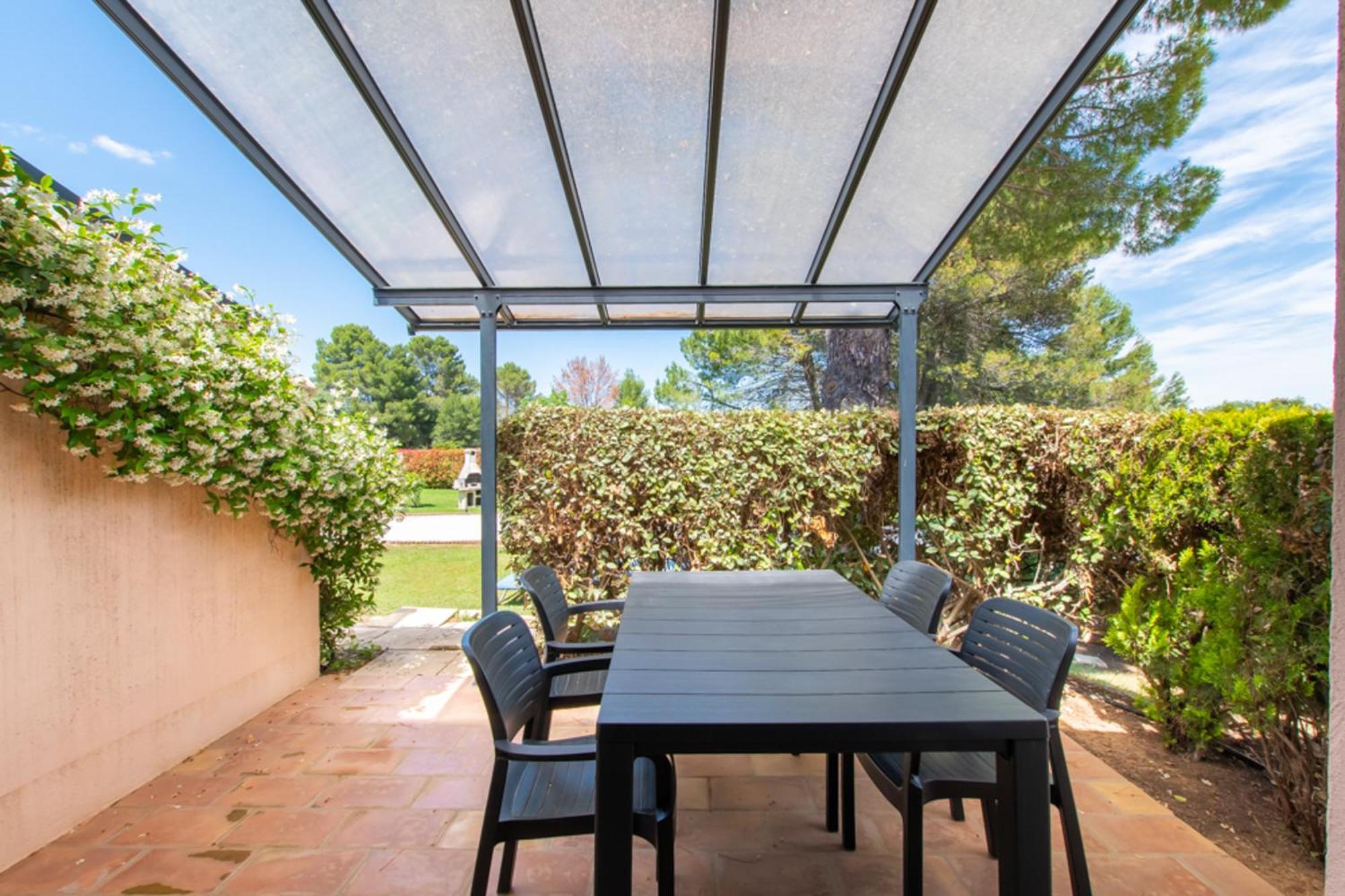 Les Bougainvillees De Camargue Villetelle Bilik gambar